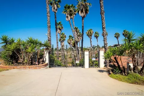 3143 Ryan Dr, Escondido, CA 92025 photo 2