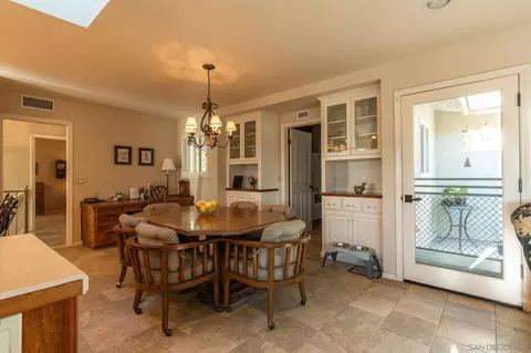 9534 Jiola Way, La Mesa, CA 91941 photo 13