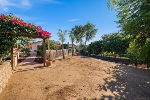 1152 Bradley Ct, El Cajon, CA 92021 photo 47