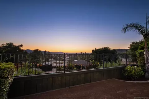 1152 Bradley Ct, El Cajon, CA 92021 photo 2
