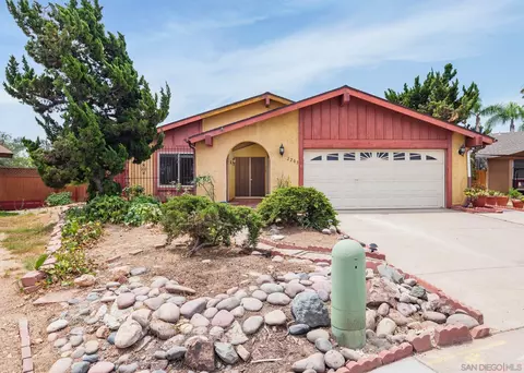 2203 Casa Cielo, Spring Valley, CA 91977