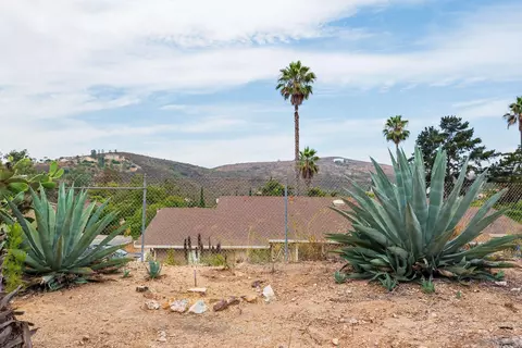 2203 Casa Cielo, Spring Valley, CA 91977 photo 23