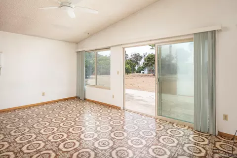 2203 Casa Cielo, Spring Valley, CA 91977 photo 9