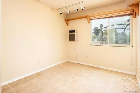 2203 Casa Cielo, Spring Valley, CA 91977 photo 17