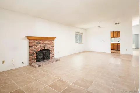2203 Casa Cielo, Spring Valley, CA 91977 photo 5