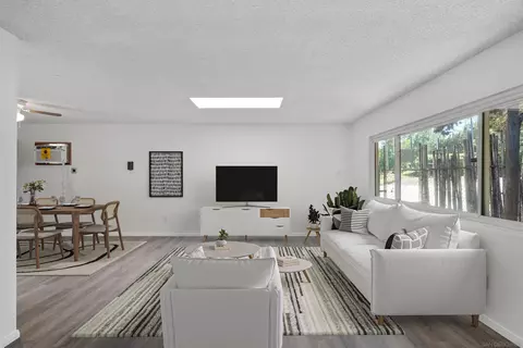 4065 Bancroft Dr, La Mesa, CA 91941