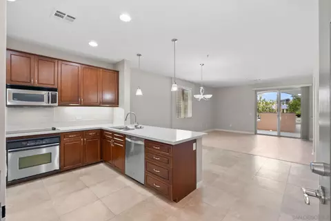 3857 Pell Pl #101, San Diego, CA 92130