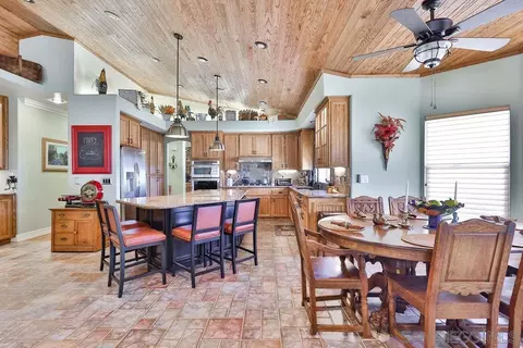 15635 Broad Oaks Rd, El Cajon, CA 92021 photo 6