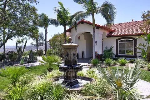15635 Broad Oaks Rd, El Cajon, CA 92021 photo 2