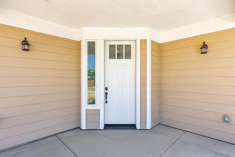 317 W D St, Tehachapi, CA 93561 photo 15