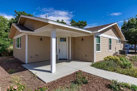 317 W D St, Tehachapi, CA 93561 photo 18