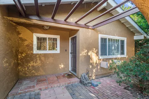 858 El Caminito Rd, Fallbrook, CA 92028 photo 2