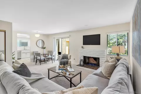 7434 Herschel Ave #8, La Jolla, CA 92037 photo 4