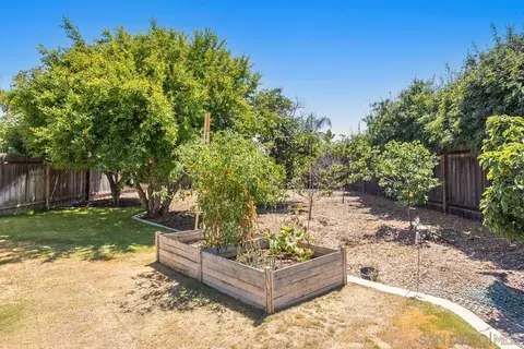 754 Grey Hawk Ct, Oceanside, CA 92057 photo 24