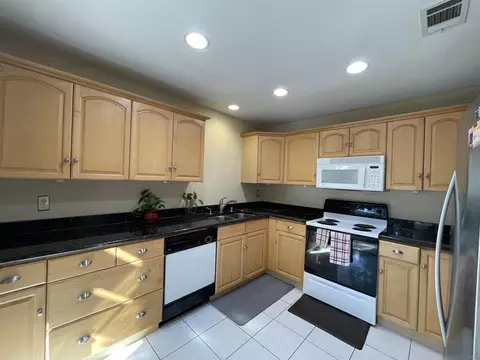1955 Sunset Dr #71, Escondido, CA 92025 photo 5