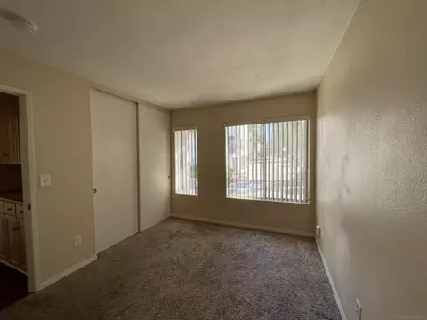 1955 Sunset Dr #71, Escondido, CA 92025 photo 10