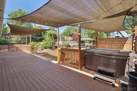 1369 Friends Way, Fallbrook, CA 92028 photo 19