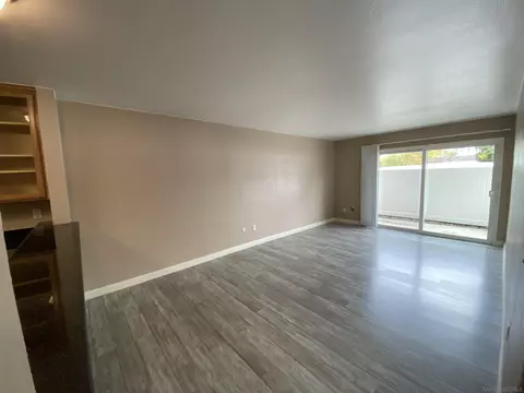 3030 Suncrest Dr #404, San Diego, CA 92116