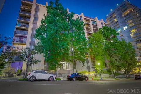 1333 8th Ave #305, San Diego, CA 92101