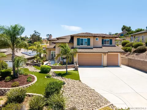 8995 Silver Ct, Santee, CA 92071 photo 2