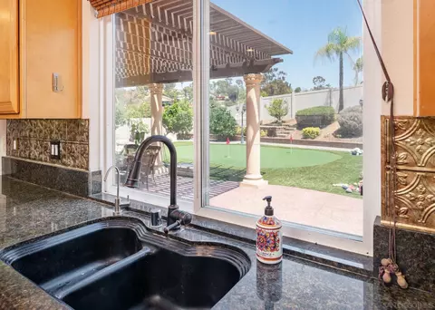8995 Silver Ct, Santee, CA 92071 photo 17