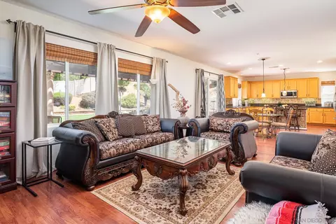 8995 Silver Ct, Santee, CA 92071 photo 12