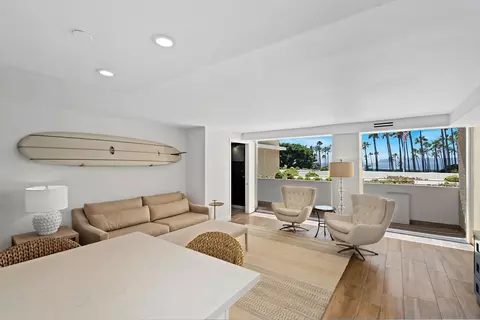 1820 Avenida Del Mundo #101, Coronado, CA 92118