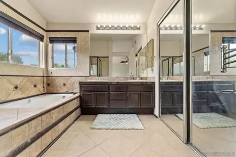 921 Tempera Ct, Oceanside, CA 92057 photo 19