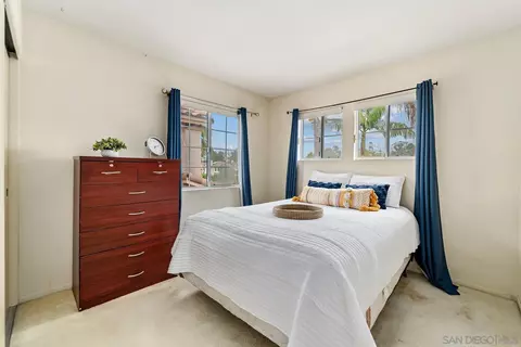 921 Tempera Ct, Oceanside, CA 92057 photo 20