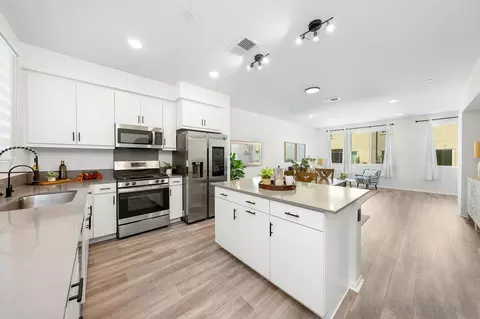 5280 Beachfront Cove St #240, San Diego, CA 92154