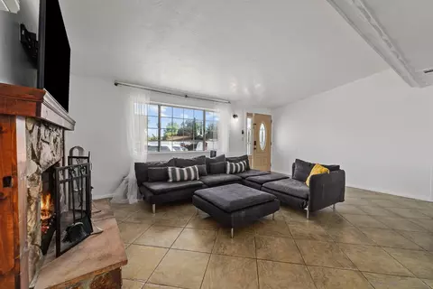 705 Maria Ave, Spring Valley, CA 91977 photo 15