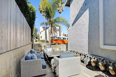 365 Hemlock Ave #A, Carlsbad, CA 92008 photo 20