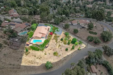 2815 Ross Ln, Escondido, CA 92025 photo 5