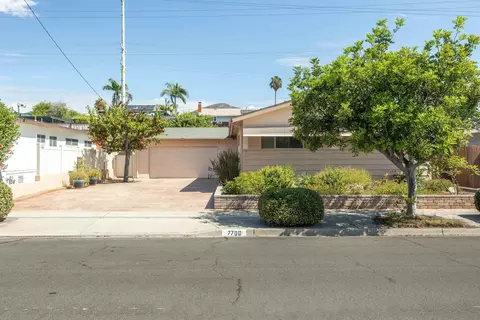 7700 El Paso St, La Mesa, CA 91942 photo 2