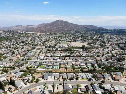 7700 El Paso St, La Mesa, CA 91942 photo 32