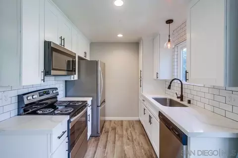 11185 Kelowna Rd #42, San Diego, CA 92126