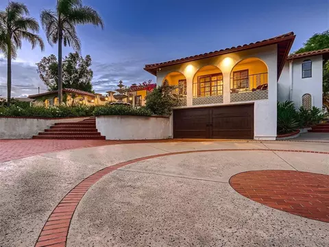 10300 Fuerte Dr, La Mesa, CA 91941