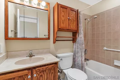 10820 Greencastle St, Santee, CA 92071 photo 18