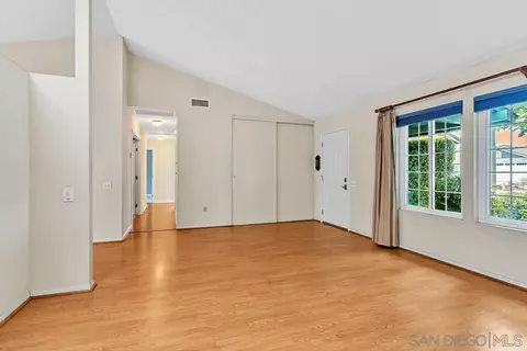 10820 Greencastle St, Santee, CA 92071 photo 5