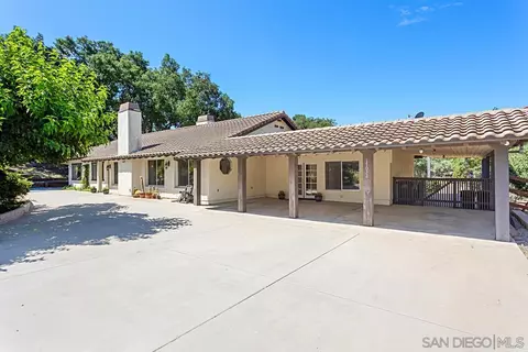 17032 Handlebar Rd, Ramona, CA 92065