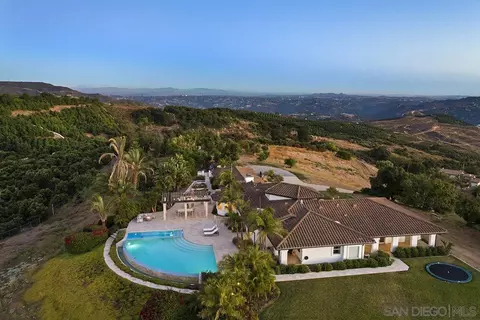 24385 Fuerte Rd, Temecula, CA 92590 photo 71