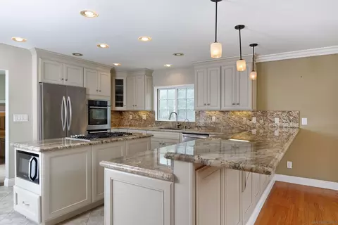 6106 La Jolla Blvd, Laj, CA 92037 photo 8