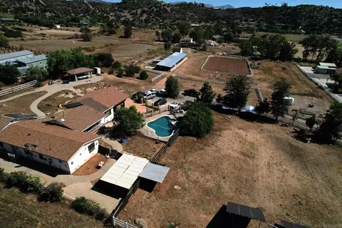 732 Creelman, Ramona, CA 92065 photo 5