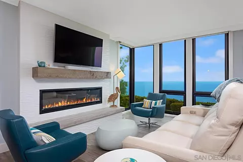 424 Stratford Ct #B12, Del Mar, CA 92014