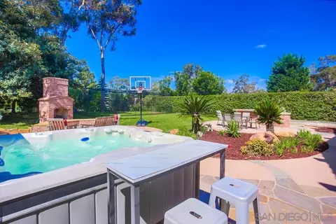 661 San Mario Dr, Solana Beach, CA 92075 photo 40