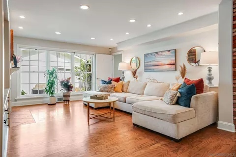 661 San Mario Dr, Solana Beach, CA 92075 photo 11