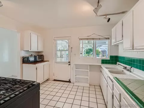 687 Palomar Ave, El Cajon, CA 92020 photo 4