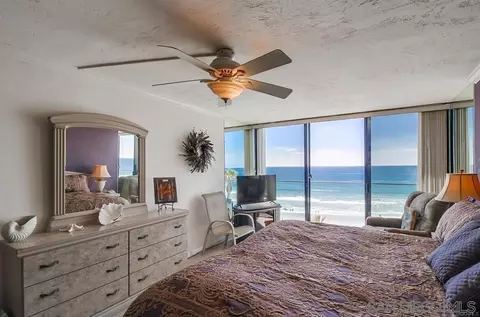 4767 Ocean Blvd #303, San Diego, CA 92109