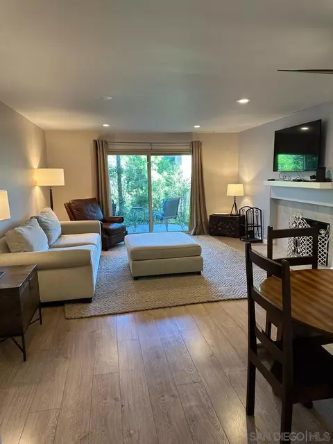 5700 Baltimore Dr #209, La Mesa, CA 91942