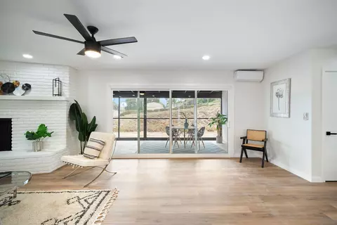 2333 Maelee Dr, Vista, CA 92084 photo 6